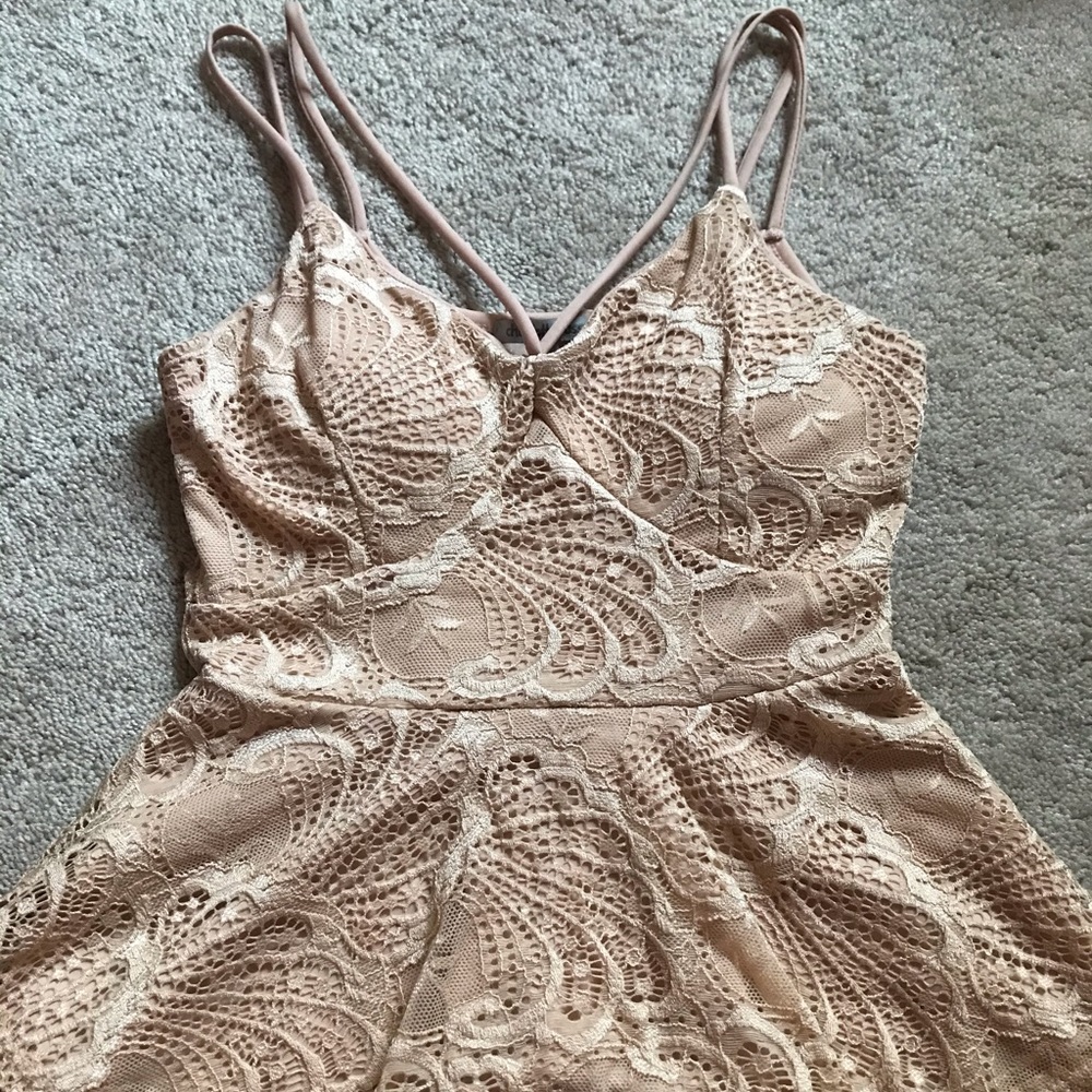 Peplum plunge top